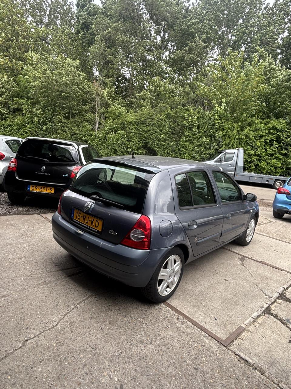 Renault Clio voljaar apk