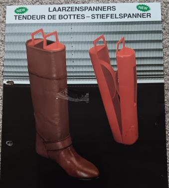 1 paar handige LAARZENSPANNERS