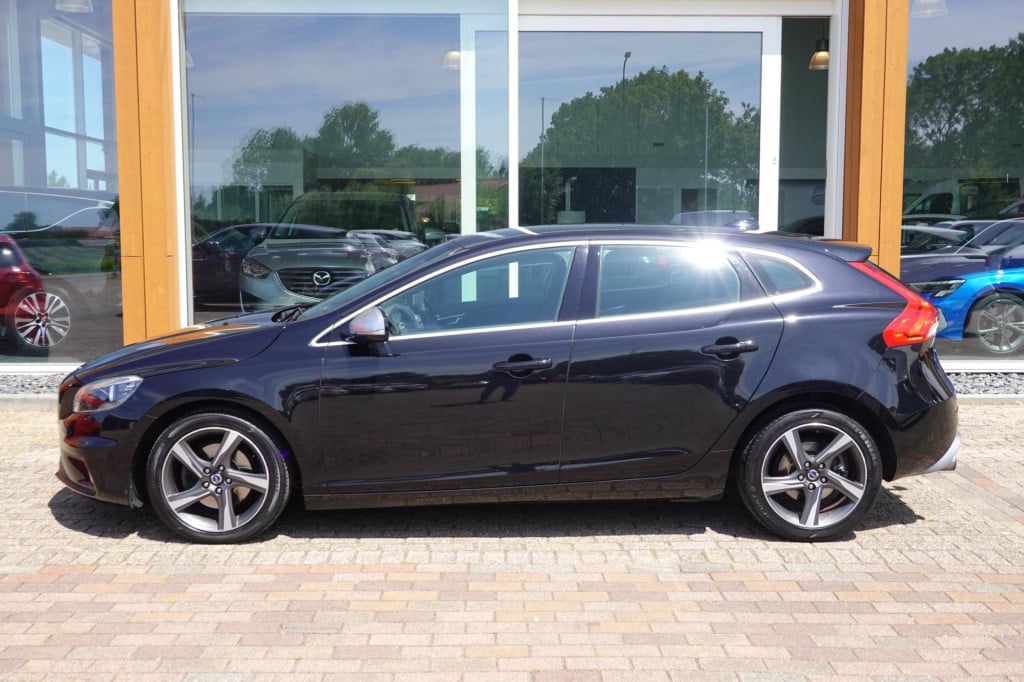 Volvo V40 1.6 t3 r-design