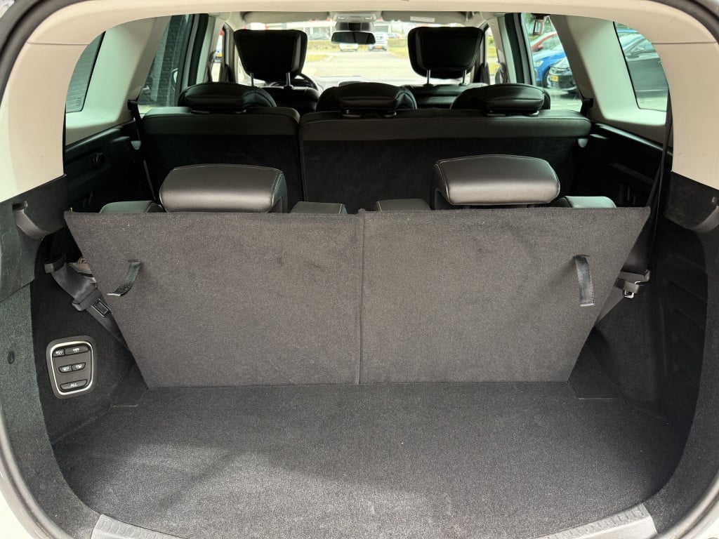 Renault Grand Scenic 1.3 tce bose uitvoering // 7 persoons //