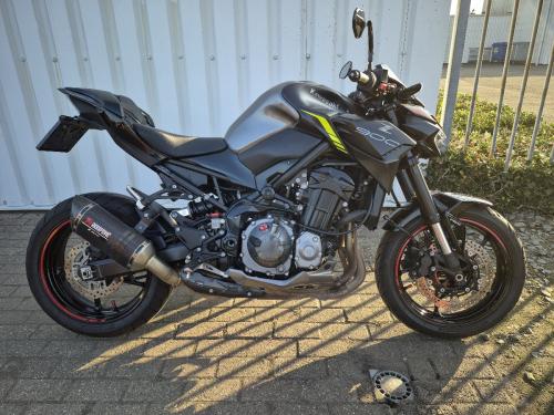Kawasaki Z900 Akrapovic uit 2023