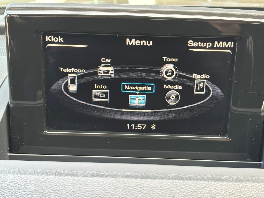 Audi Q3 1.4 tfsi 150pk pro line- trekhaak- navigatie-rijklaarprijs incl. ga