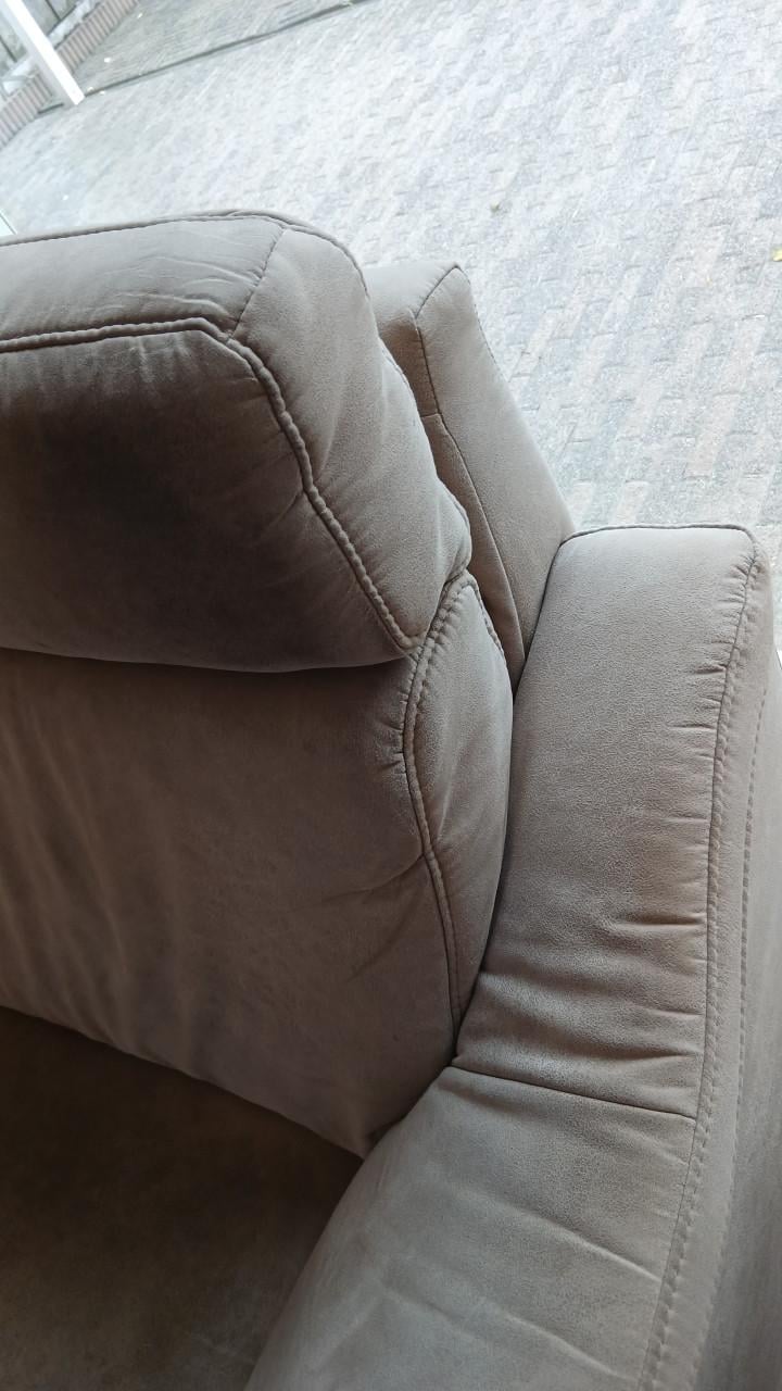 Bankstel bank 2e hands maar zit prima 3 zitter