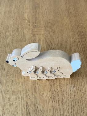 Konijn met 4 kleintjes