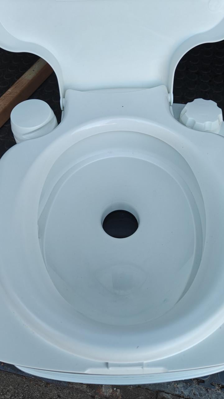 Nette schone Porta Potti 345