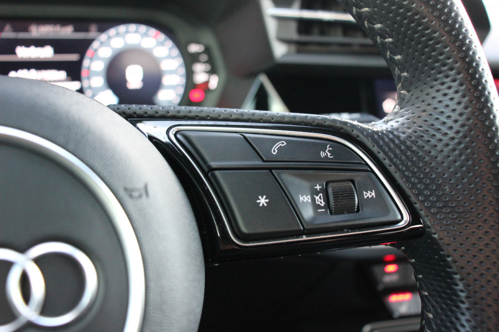 Audi A3 sportback 30 tfsi s edition | 26dkm