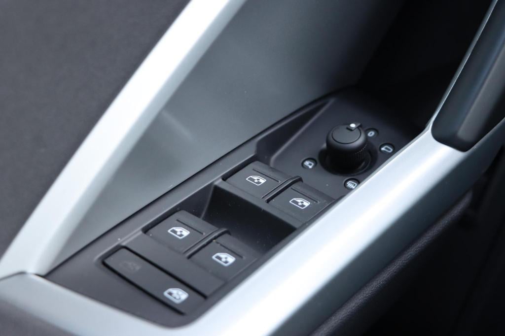 Audi Q3 35 tfsi pro line 150pk s-tronic