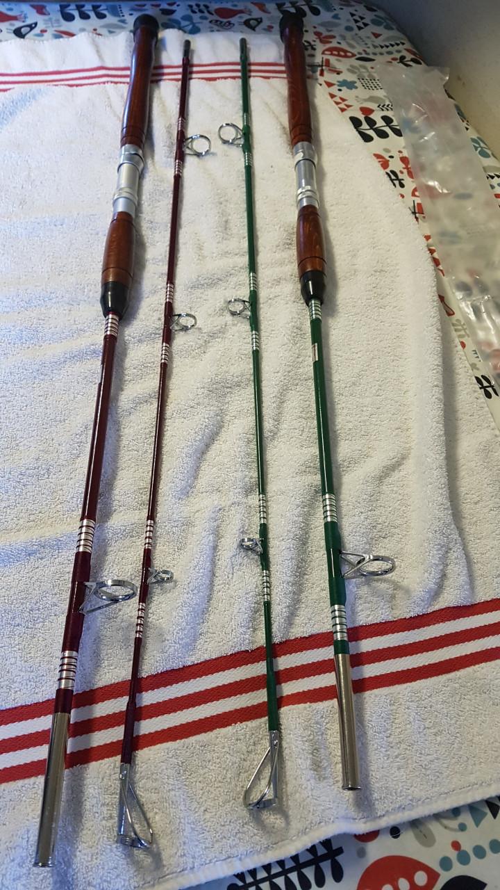 Nog 3 stevige rode boothengels voor de knijters op zee te vangen.