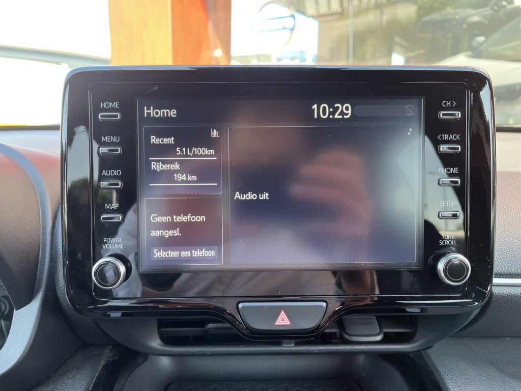 Toyota Yaris Cross 1.5 hybrid dynamic | camera | acc | carplay | keyless