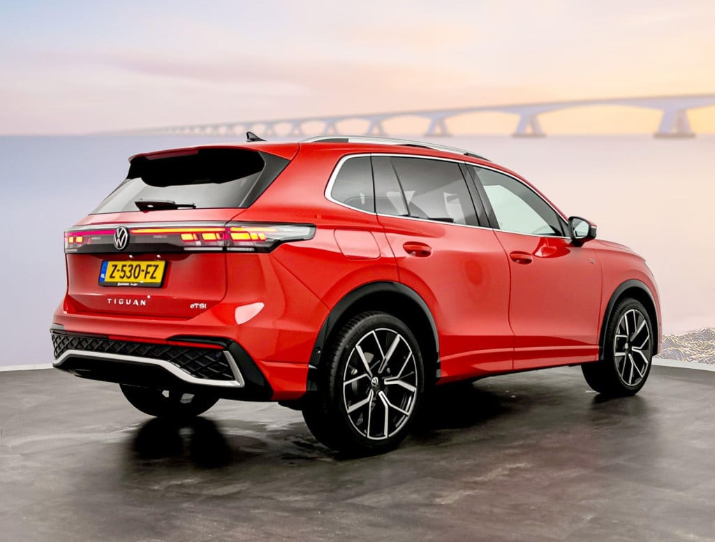 Volkswagen Tiguan 1.5 etsi r-line business dsg7 150pk