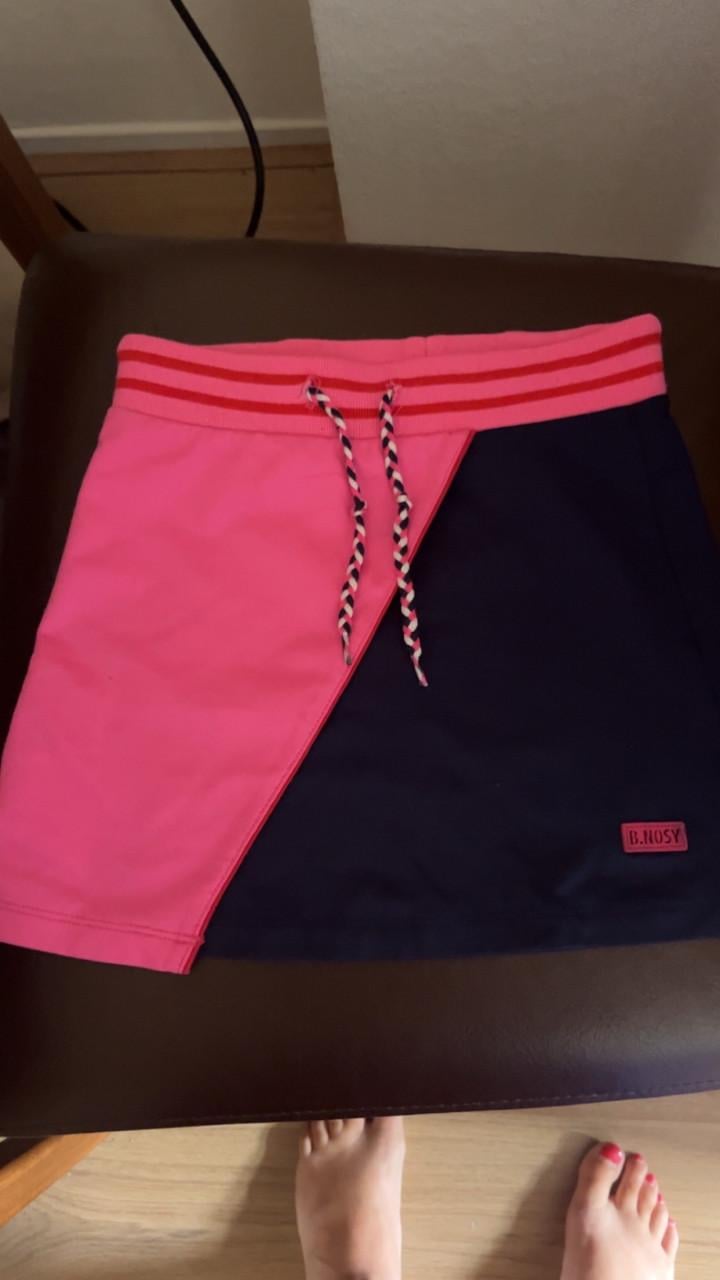 Nette meisjes kleding.