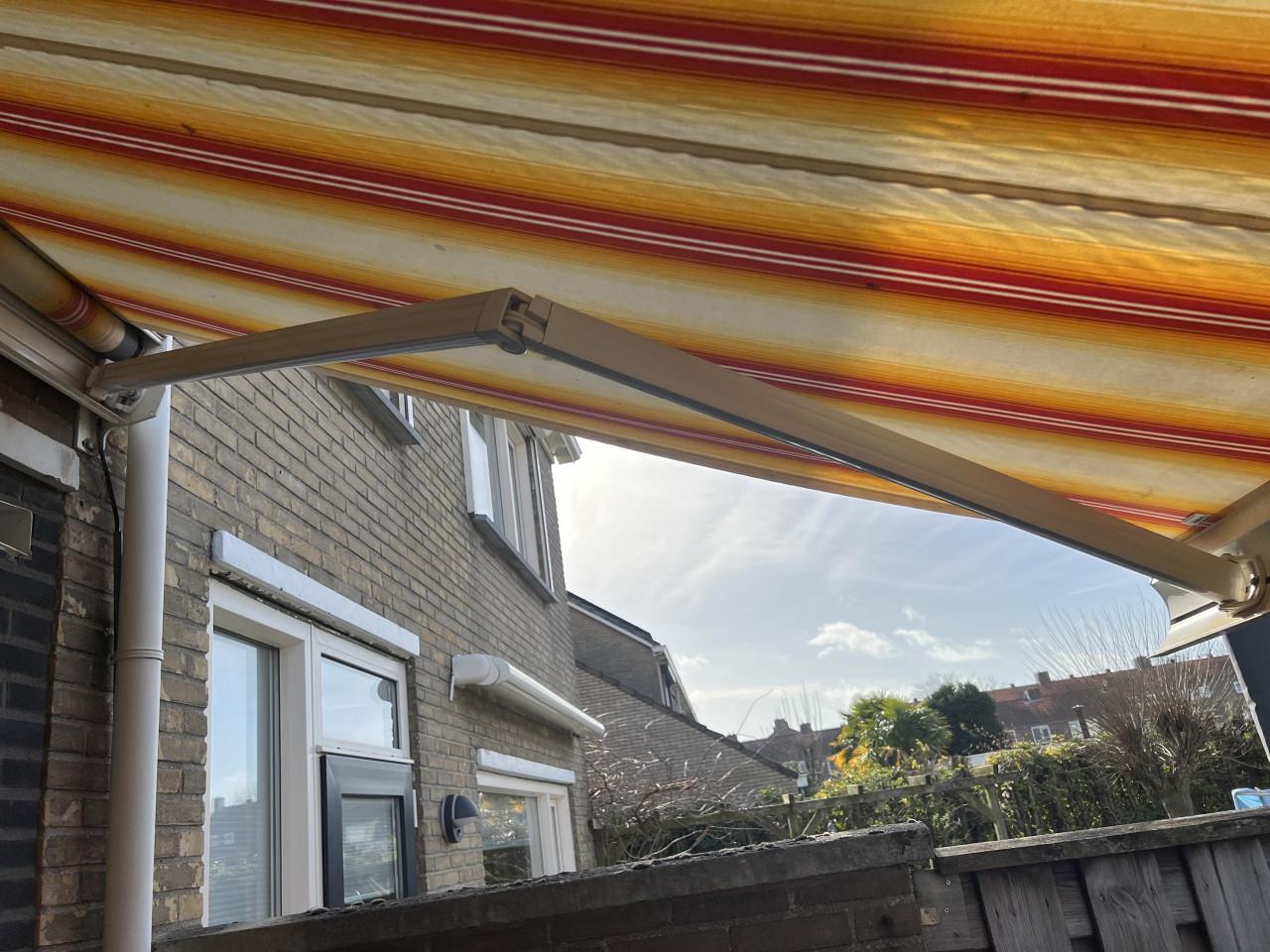 *** Elektrisch Zonnescherm ***