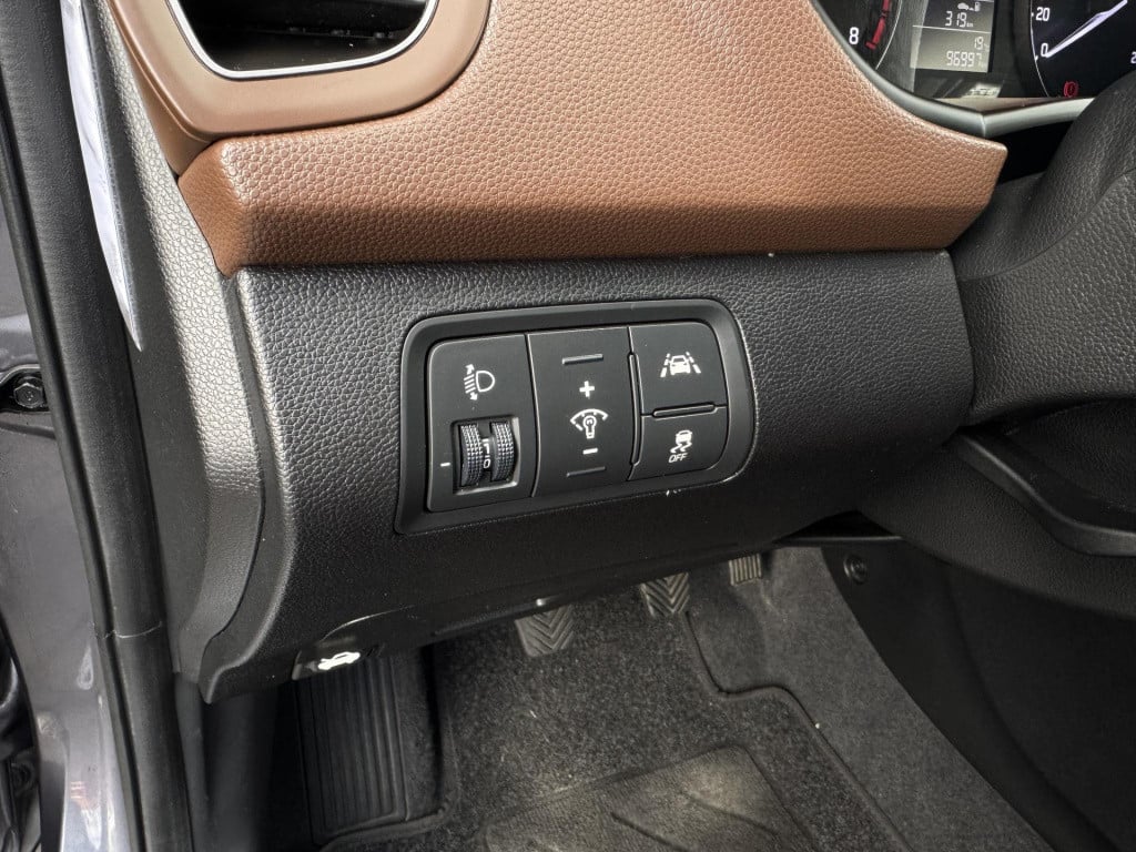 Hyundai I 20 1.2 hp i-motion comfort | trekhaak | navigatie | camera | park