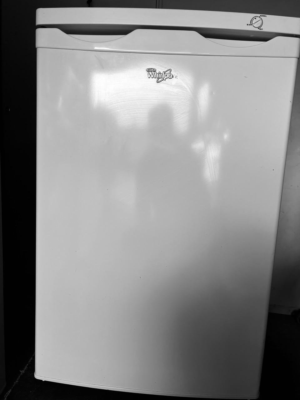 4 laden Vrieskast 85x55 cm. Inhoud vriezer 91 liter energieklasse A+