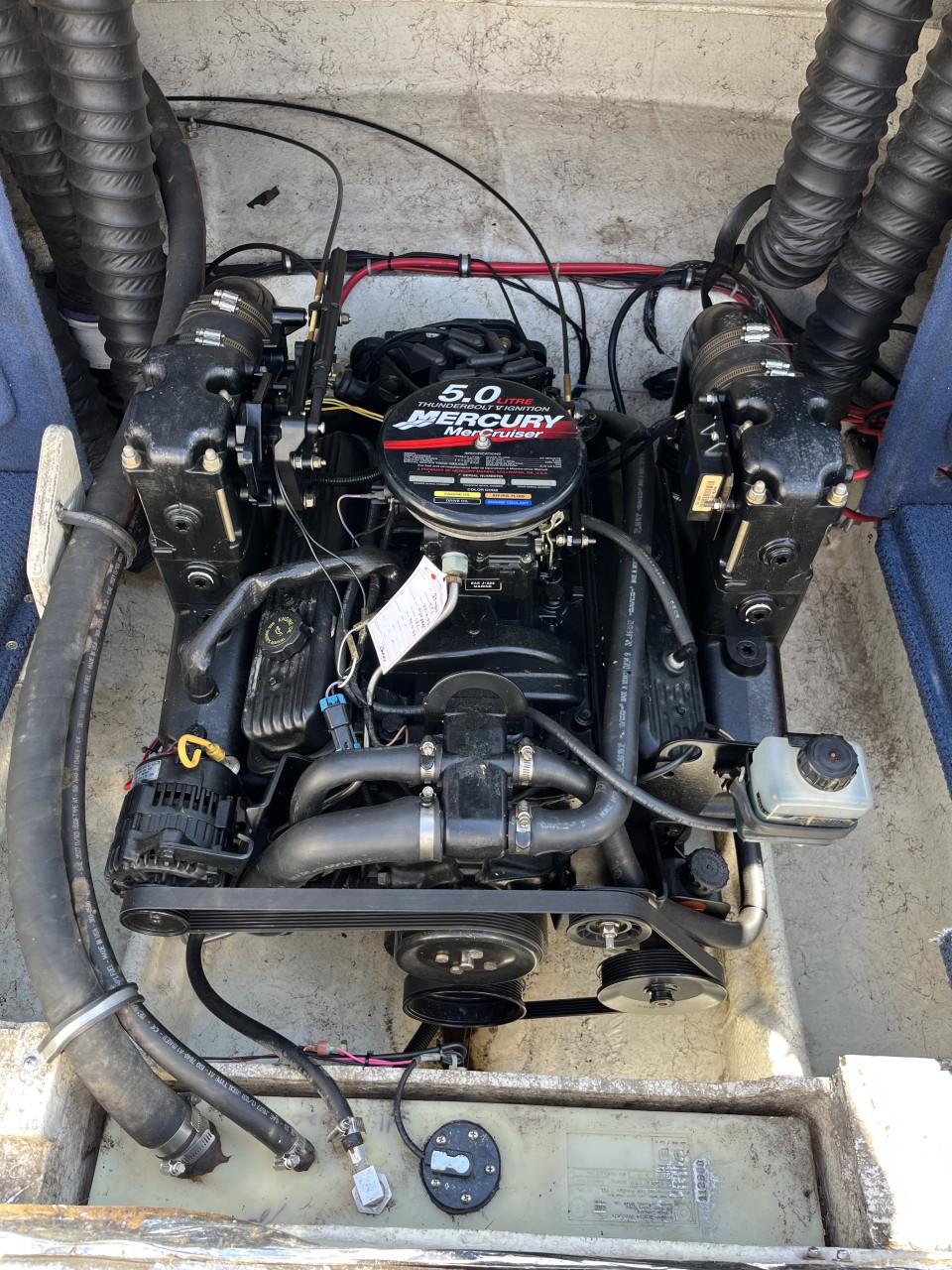 Bayliner 235 LX Incl super trailer!