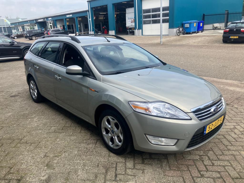Ford Mondeo wagon 2.3-16v ghia
