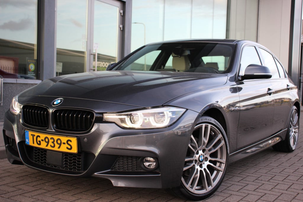 BMW 3-serie 320i xdrive m sport edition | dealer onderhouden