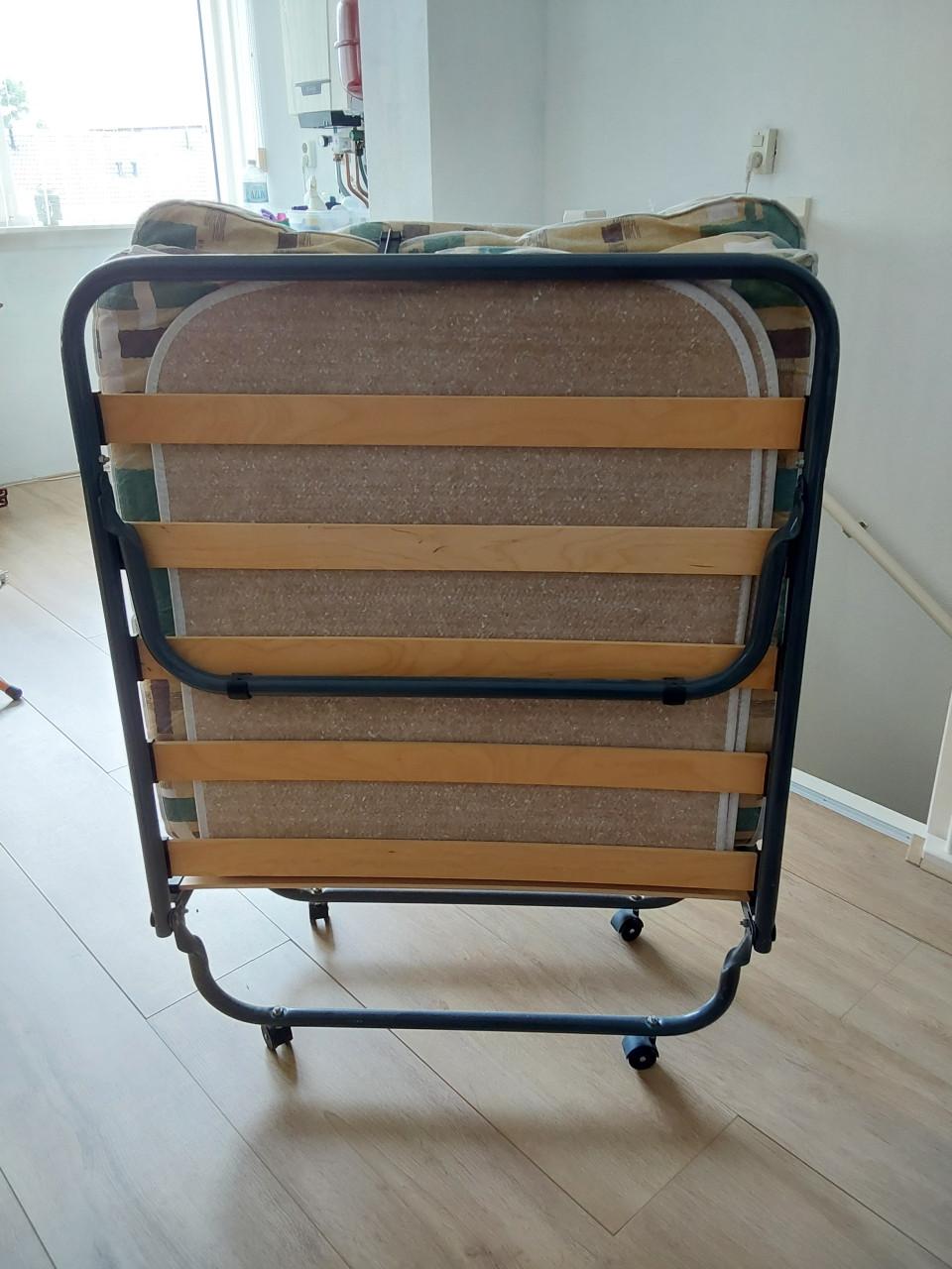 Logeerbed opklapbaar