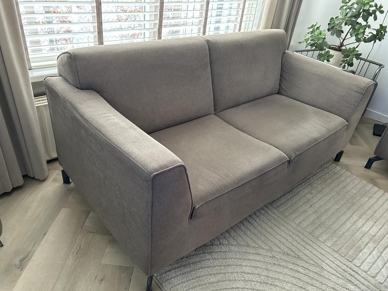 Henders & Hazel Novara 2 zits + 2,5 zits bank los of als set te koop