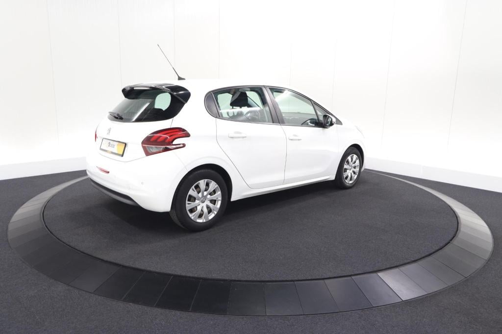 Peugeot 208 puretech 82 blue lion | apple carplay | parkeersensoren | navig