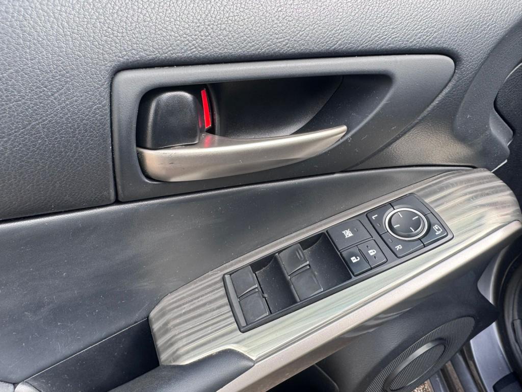 Lexus Is 300h hybrid business line