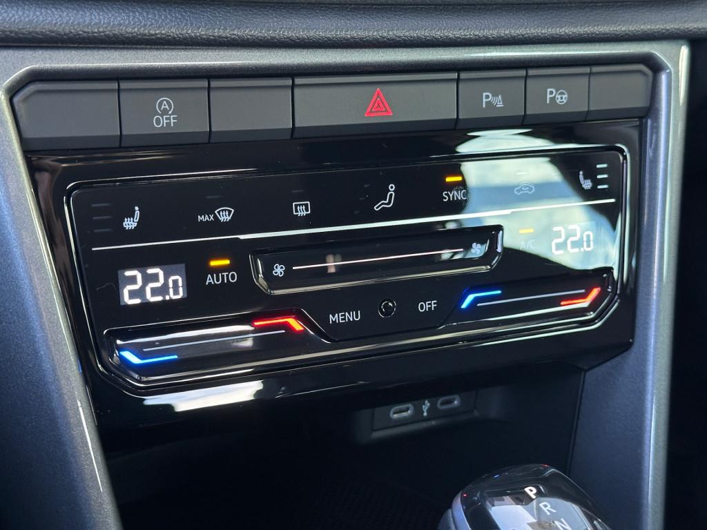 Volkswagen T-roc 1.5 tsi 150pk dsg style carplay | camera | keyless | elek.