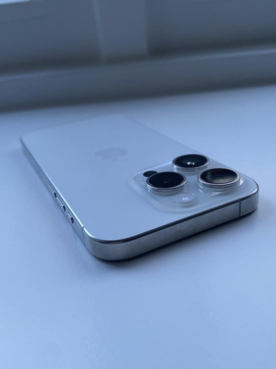 IPhone 15 Pro - 256 gb