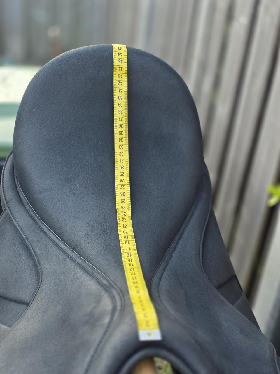 Wintec Isabell Werth HART dressuurzadel te koop