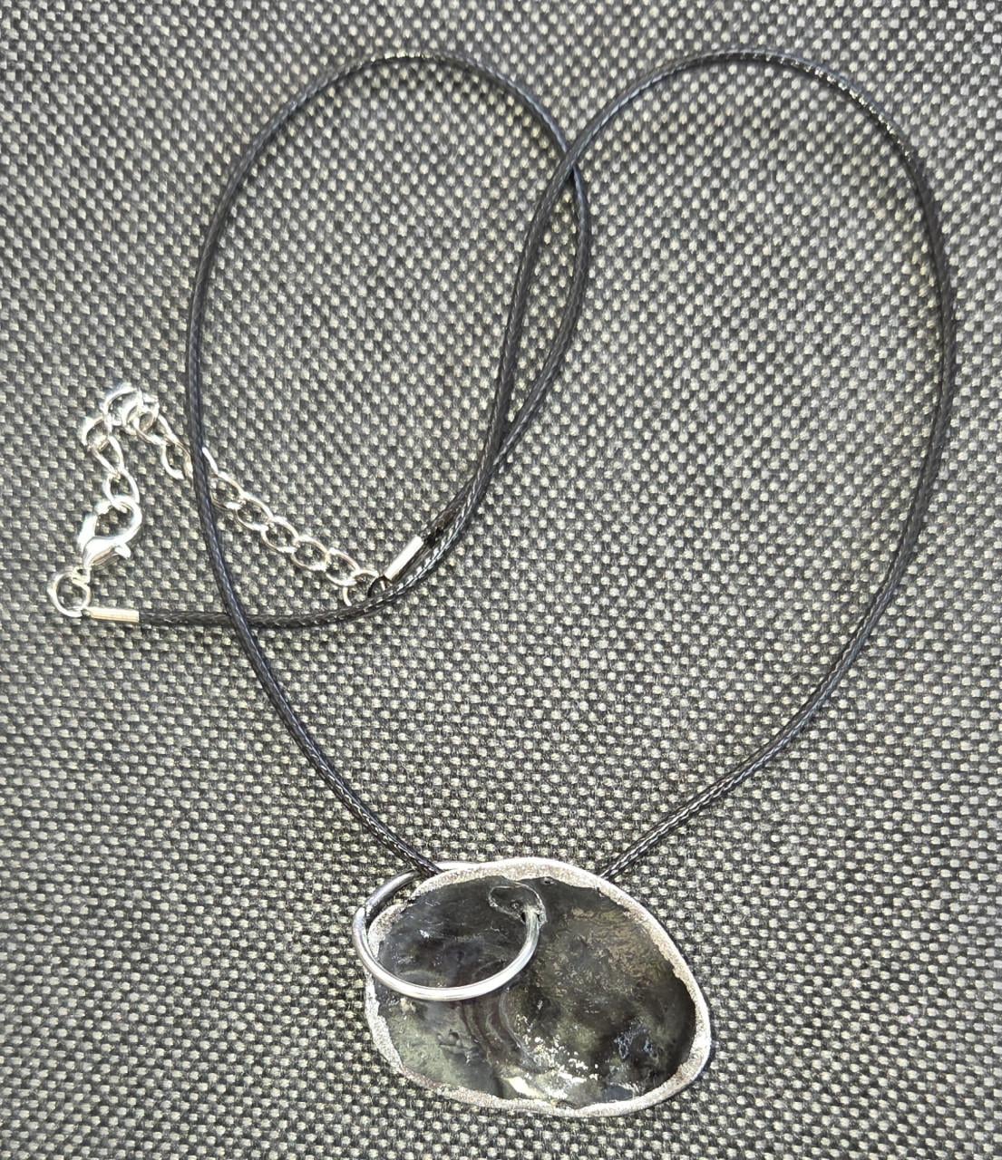 Hand gemaakt sieraad, Ketting