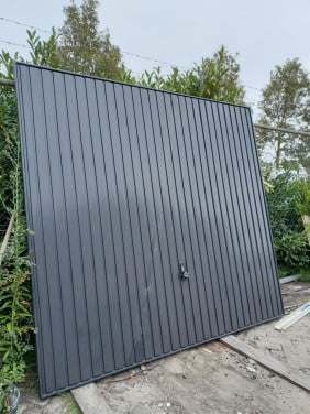 Nieuwe garagedeur
