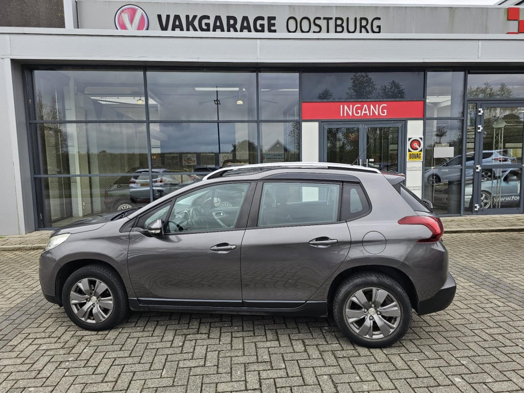 Peugeot 2008 1.2 puretech blue lion