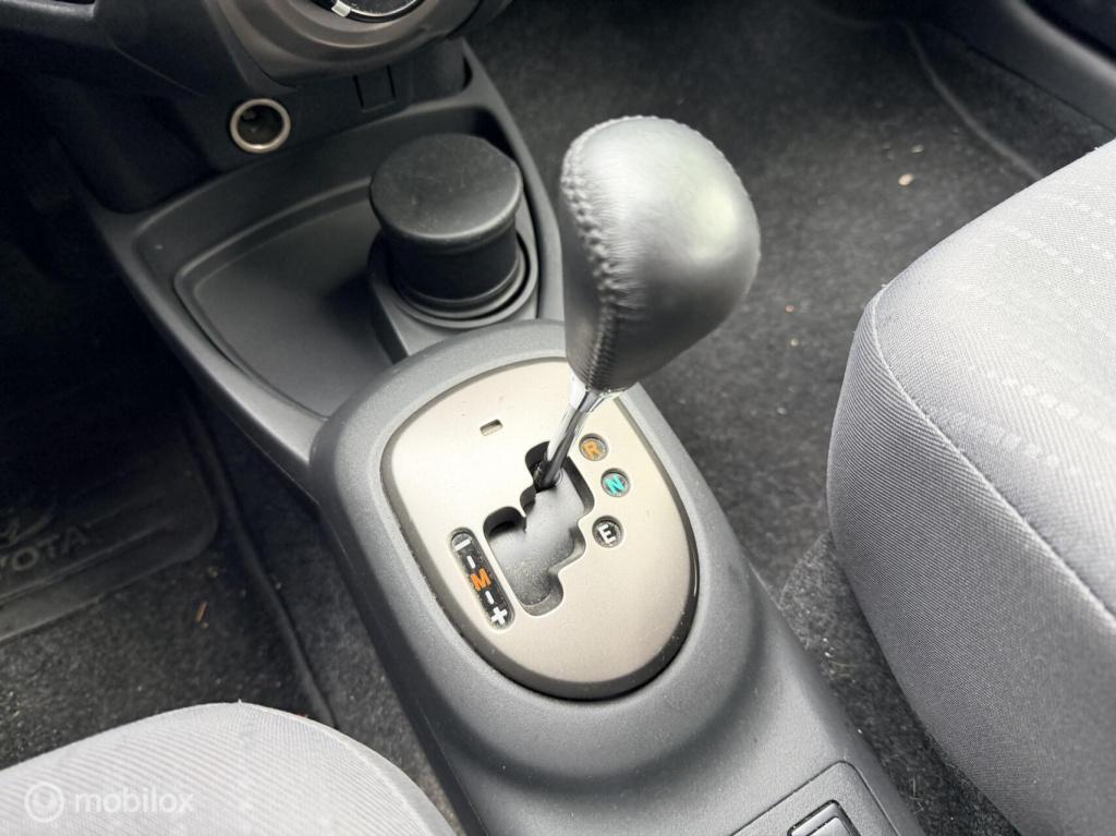 Toyota Yaris 1.3 vvti aspiration | automaat | hoge zit | airco