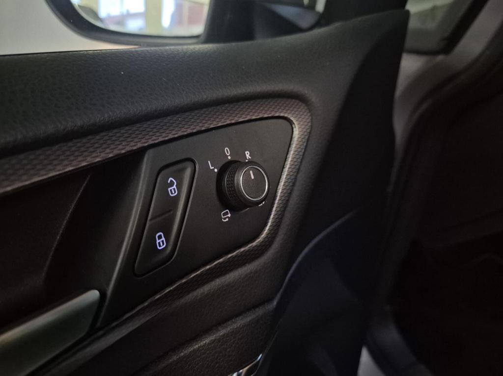 Volkswagen Golf 1.2 tsi lounge bluemotion / 5-deurs / cruise control / stoe