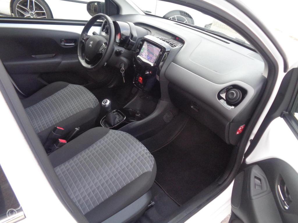Peugeot 108 1.0 e-vti allure/airco ecc/camera/lm velgen/carplay/nieuwstaat/