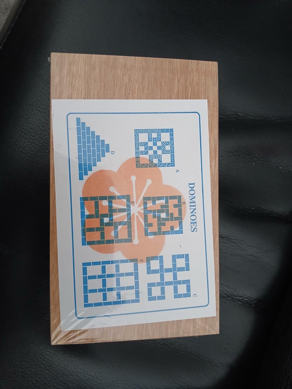 Dominos