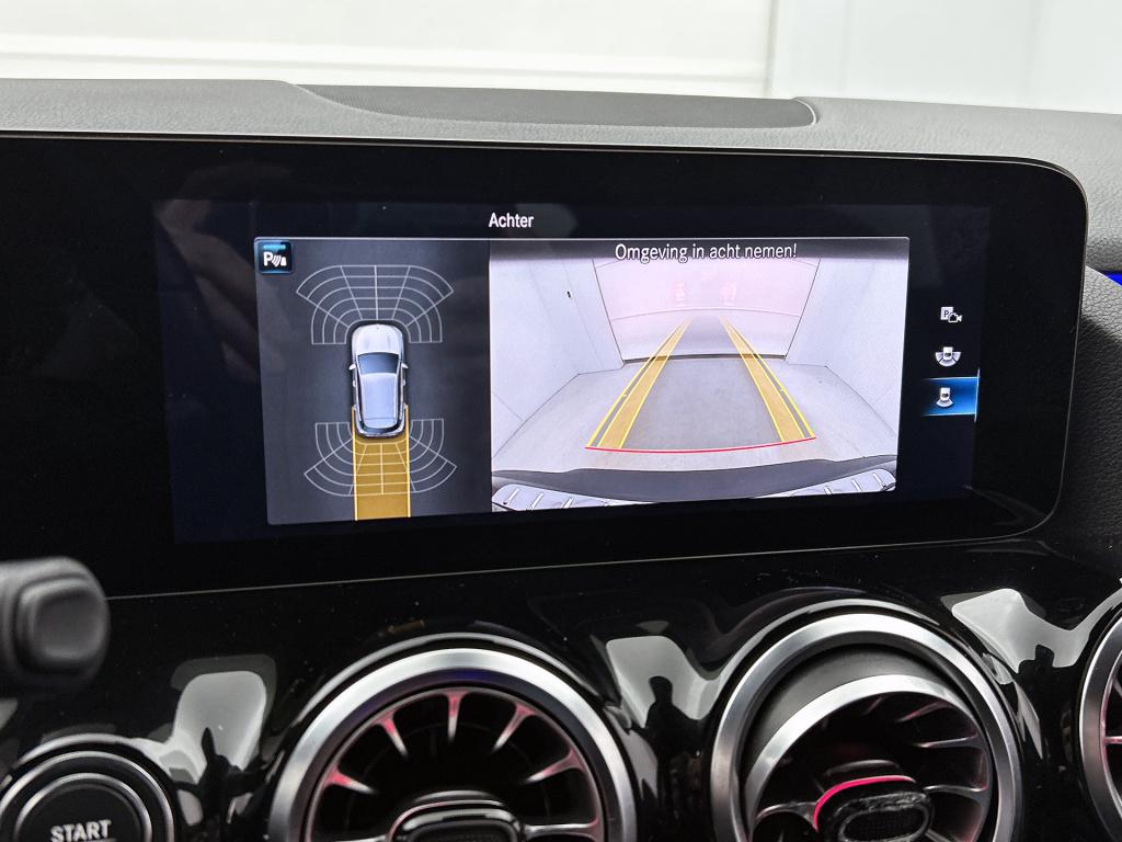 Mercedes-Benz Eqa 250 business solution luxury 67 kwh ledkoplampen | parkee