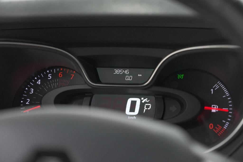 Renault Captur tce 120 edc intens | camera | stoelverwarming | navigatie | 