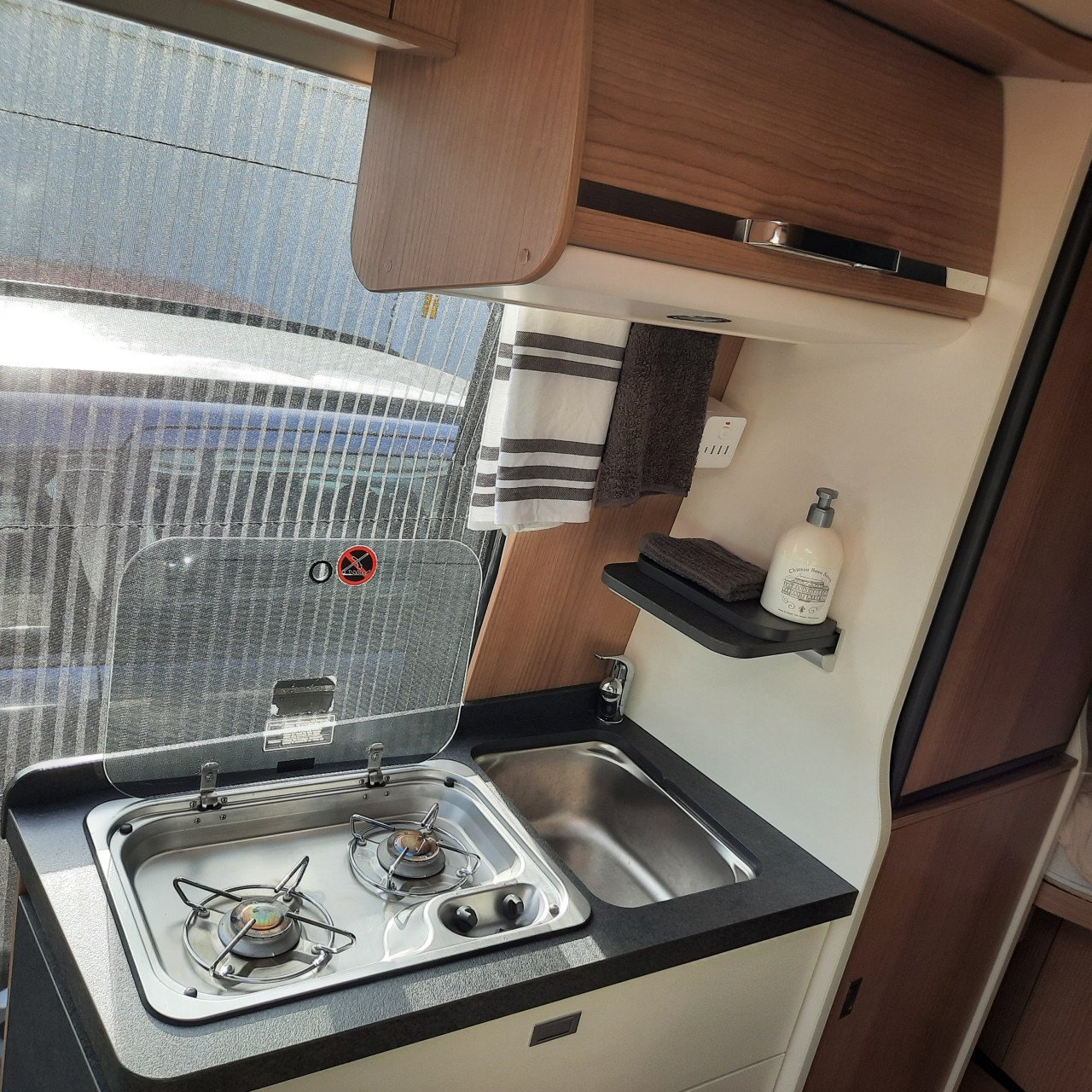 Carthago Malibu Charming 600 DB Van (150 PK)