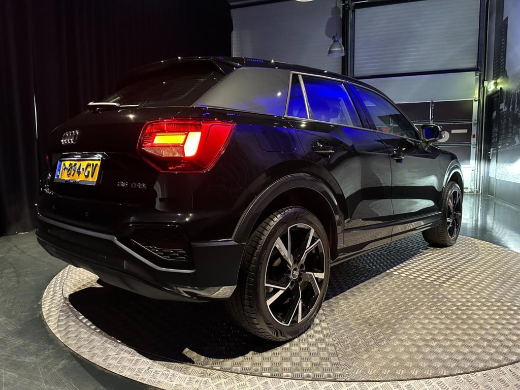 Audi Q2 35 tfsi business edition *navi*led*leer*trekhaak*