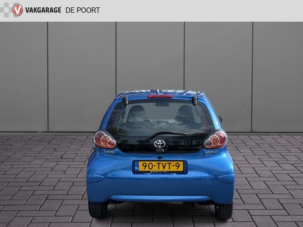 Toyota Aygo 1.0 vvt-i aspiration | nl-auto | airco | lm velgen