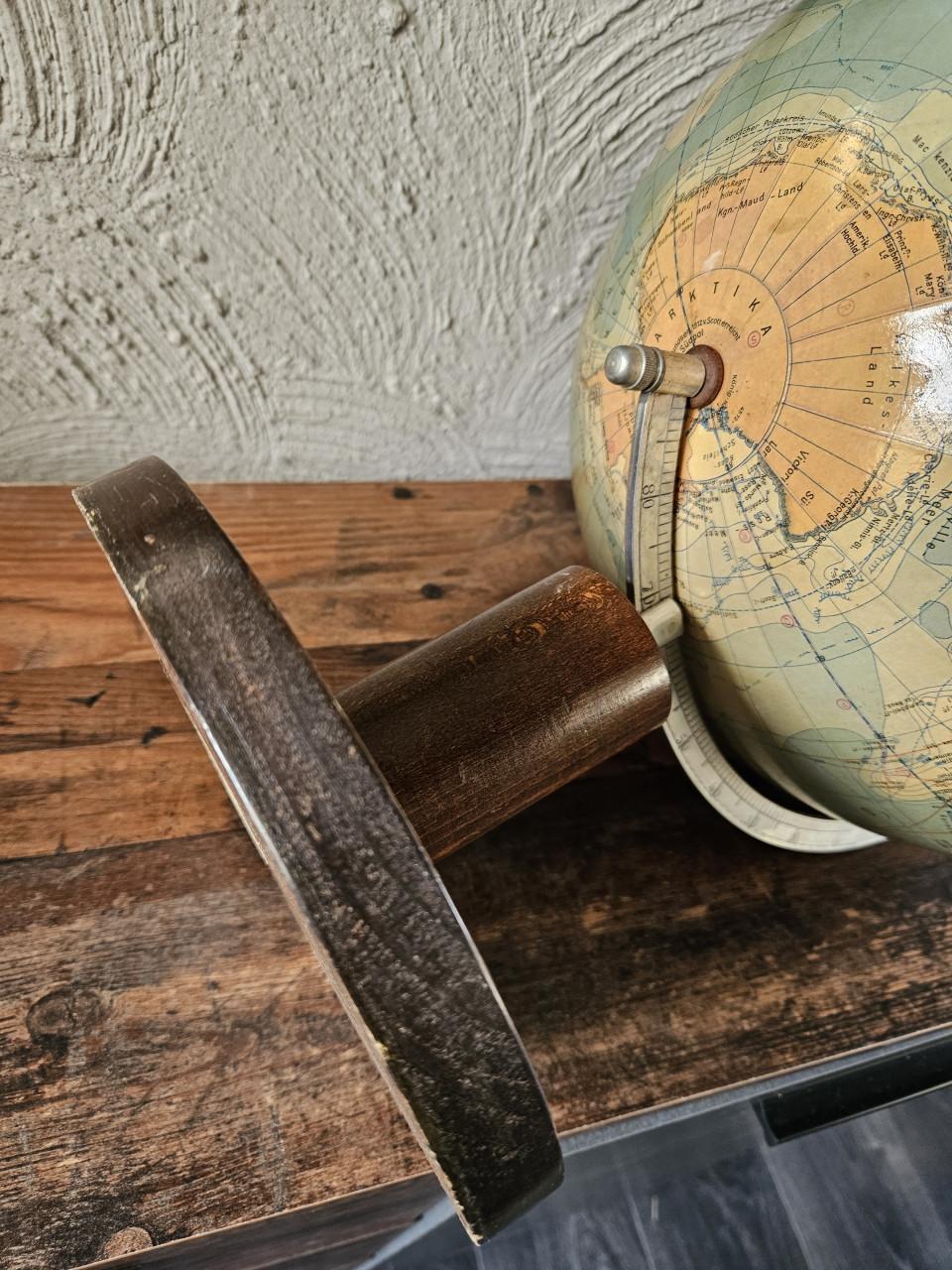 Vintage grote Politische Erdglobus - Paul Räth Nachf Leipzig, grote bol