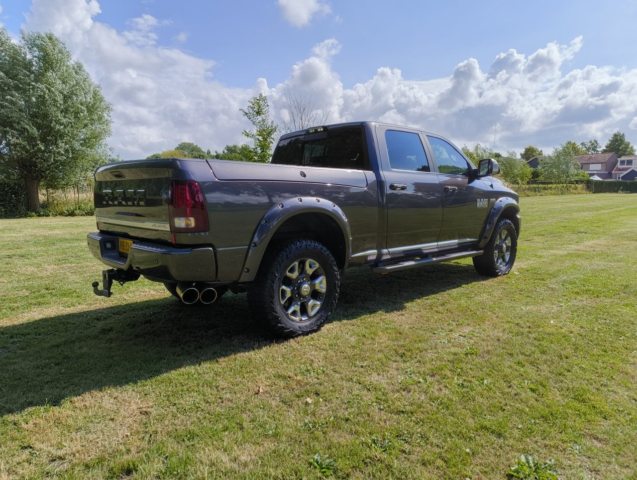 Dodge RAM 2500 6.4L V8 Limited Tungsten