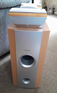 PioNeer subwoofer systeem