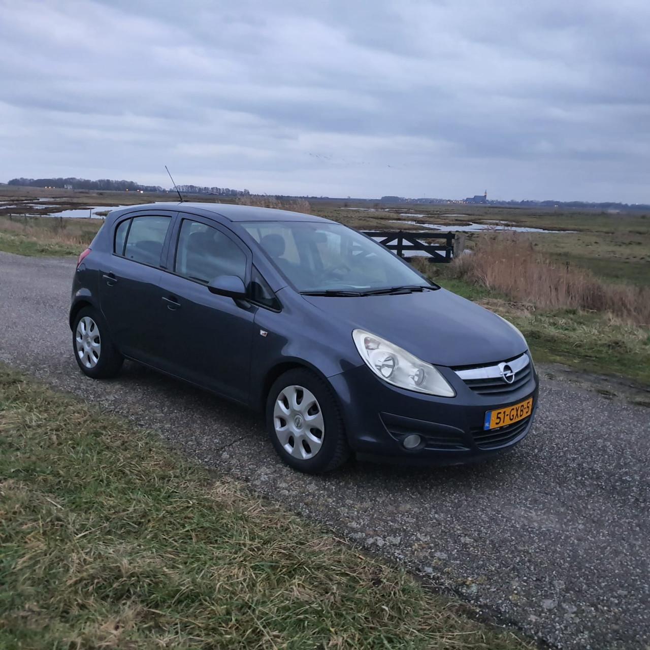 Opel Corsa 1.4-16V Enjoy 5 deurs