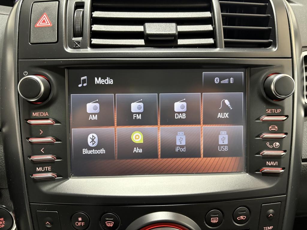 Toyota Corolla Verso 1.8 vvt-i skyview edition