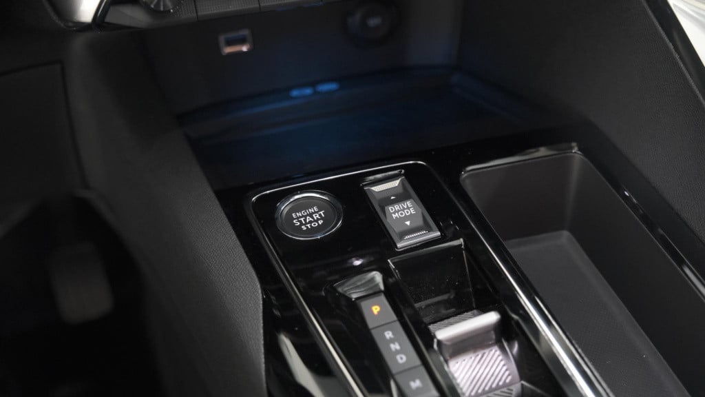Peugeot 5008 puretech 130 eat8 allure pack business | 7 zitplaatsen | camer