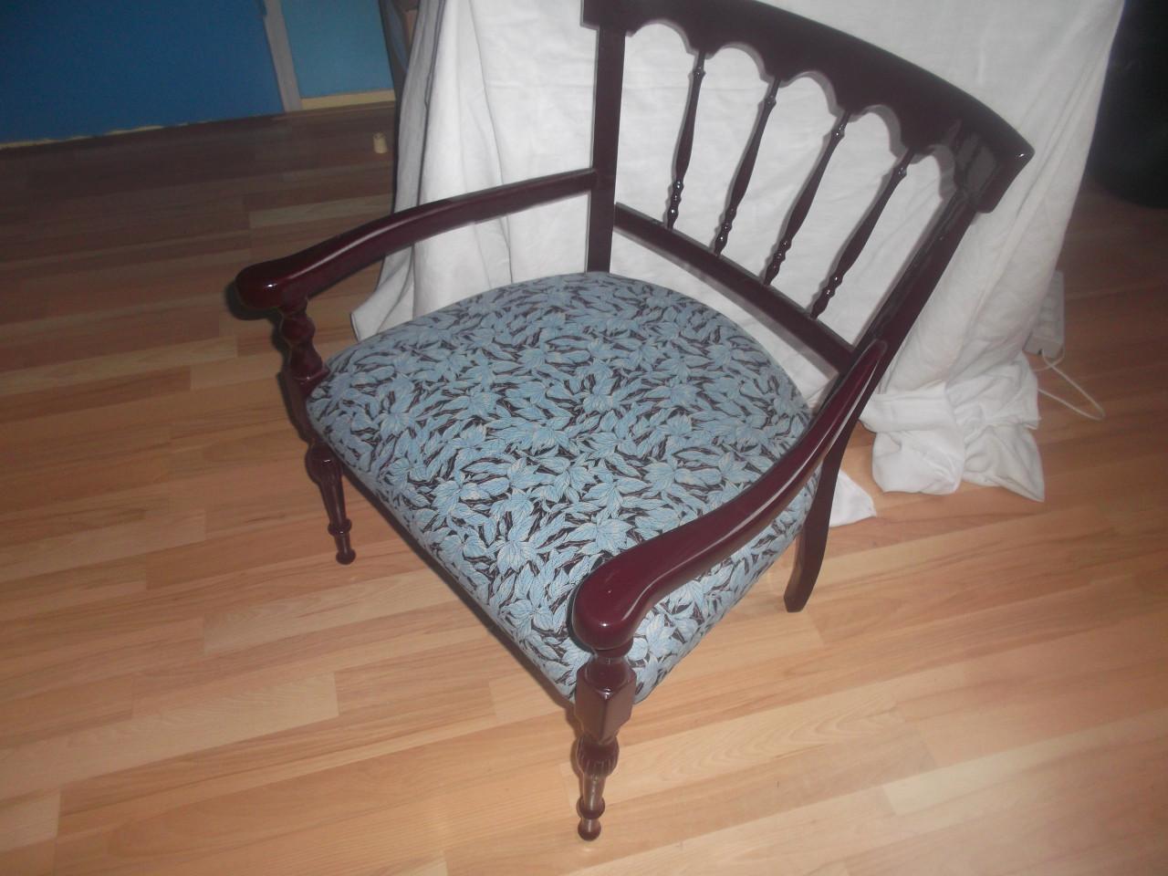 Antiek stoeltje uit 1900