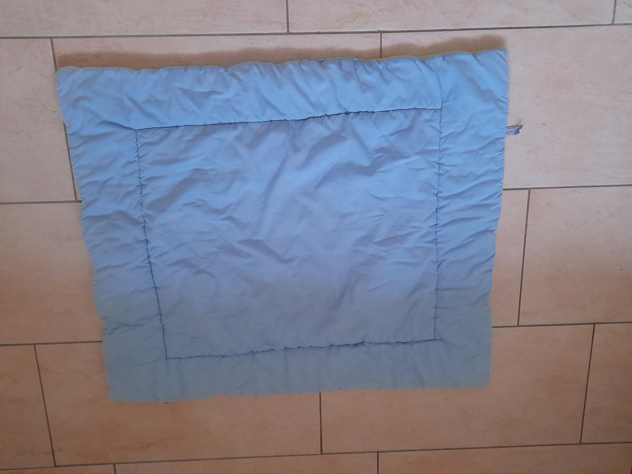 Diverse boxkleden   €5 per stuk ( in goede staat )