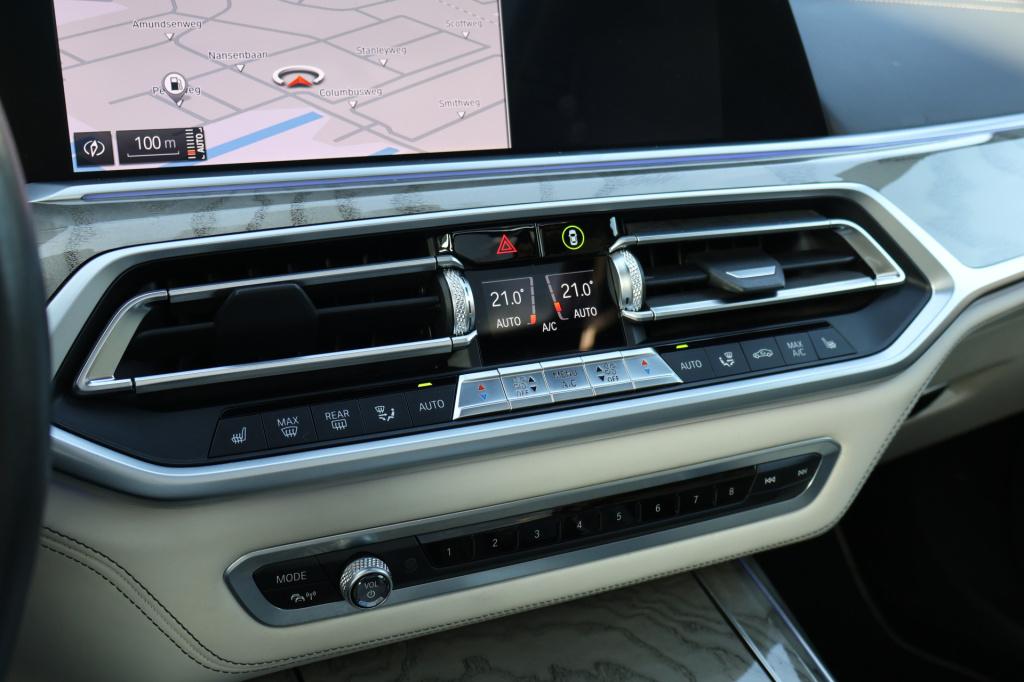 BMW X7 xdrive40i 6p. l 340 pk l panodak l laser l head-up l soft close l 35