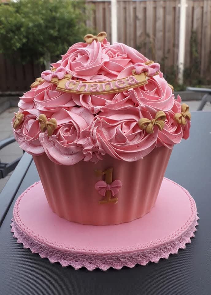 Giant cupcake